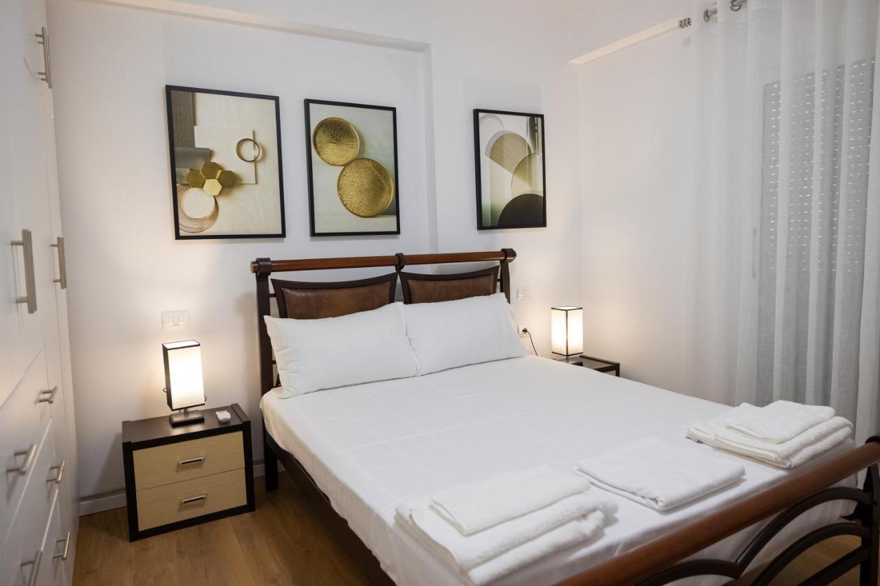 Victoria Lungomare Apartment Vlore Exterior photo