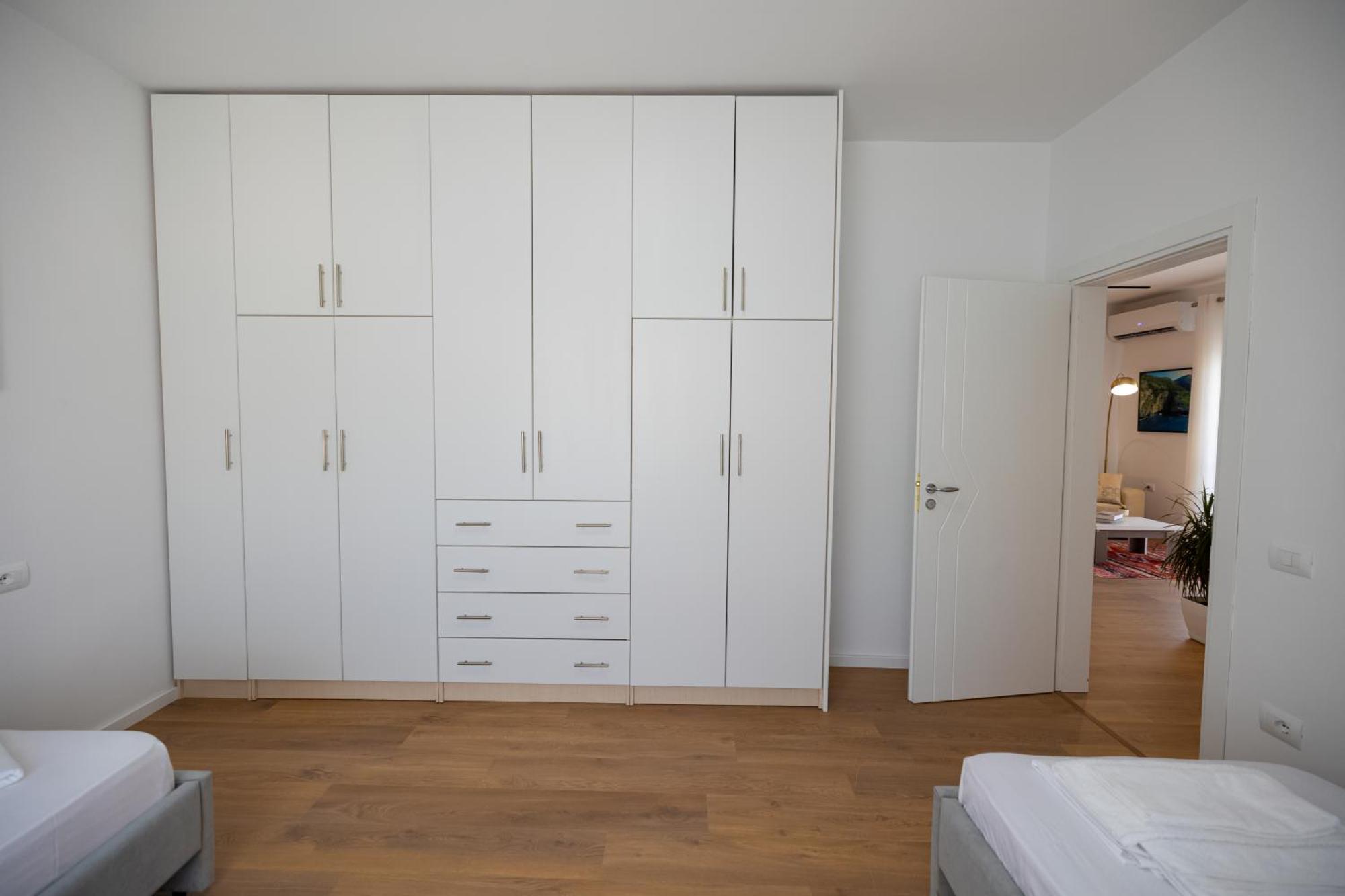 Victoria Lungomare Apartment Vlore Exterior photo